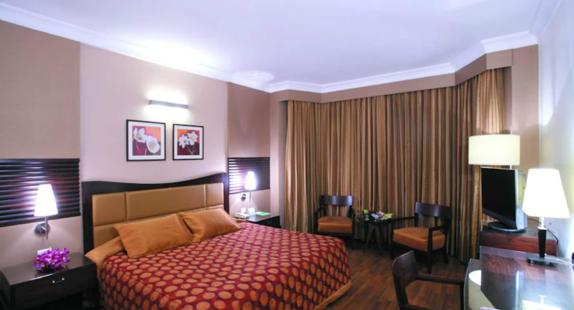 The Retreat Hotel & Convention Centre Mumbai Quarto foto
